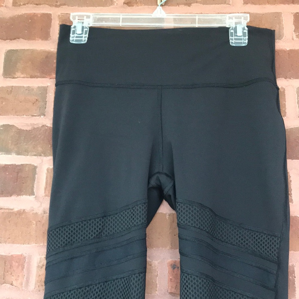 Black lululemon leggings
